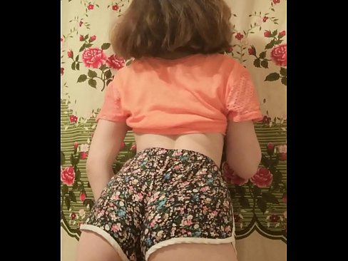 ❤️ Sexy jonge babe dy't har koarte broek op 'e kamera útstrielet ❤❌ Porno by porno fy.extraclasswork.ru ❌